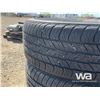 Image 8 : (4) 215/60R17 DUNLOP TIRES