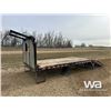 Image 1 : STEEL 23 FT. T/A FLAT DECK