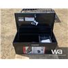 Image 8 : HUSKY 40 IN. UNIVERSAL CHEST