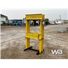 Image 1 : TRICO 60 TON SHOP PRESS