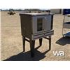 Image 2 : GARLAND COMMERCIAL 2 DOOR GAS OVEN