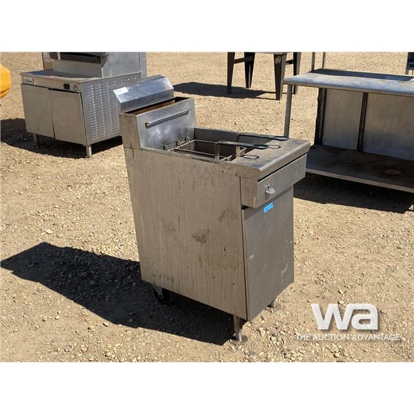 COMMERCIAL DEEP FRYER