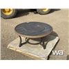 Image 3 : PATIO TABLE