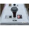 Image 8 : 2016 WESTEEL 435 LITRE SLIP TANK