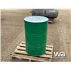 Image 2 : 45 GAL DRUM OF 10-30 CATROL OIL