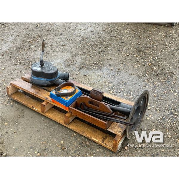 ANTIQUE FORGE BLOWER
