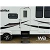 Image 38 : 2010 ENDURANCE 39 FT. TOY HAULER TRAVEL TRAILER