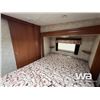 Image 24 : 2006 MONTANA MOUNTAINEER 5TH WHEEL TRAVEL TRAILER