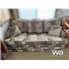 Image 23 : 2008 TRIPLE E TOPAZ 5TH WHEEL TRAVEL TRAILER