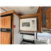 Image 15 : 2000 KOMFORT 26 FT. T/A 5TH WHEEL TRAVEL TRAILER
