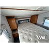 Image 24 : 2000 KOMFORT 26 FT. T/A 5TH WHEEL TRAVEL TRAILER