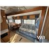 Image 8 : 2000 KOMFORT 26 FT. T/A 5TH WHEEL TRAVEL TRAILER