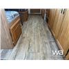 Image 31 : 1999 TRIPLE E TOPAZ 26FT. 5TH WHEEL TRAVEL TRAILER