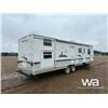 Image 3 : 2005 DUTCHMEN 31 FT. T/A TRAVEL TRAILER