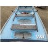 Image 8 : 14 FT. ALUMINUM BOAT WITH 9.8 HP MERCURY MOTOR
