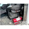 Image 23 : 2013 KENWORTH T800 T/A DAY CAB TRUCK TRACTOR