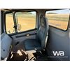 Image 8 : 2004 FREIGHTLINER FL80 S/A TRUCK TRACTOR