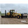 Image 2 : CHAMPION 740A SERIES IV MOTOR GRADER