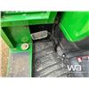 Image 13 : JOHN DEERE 1025R MFWD UTILITY TRACTOR