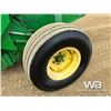 Image 14 : 2000 JOHN DEERE 566 ROUND BALER