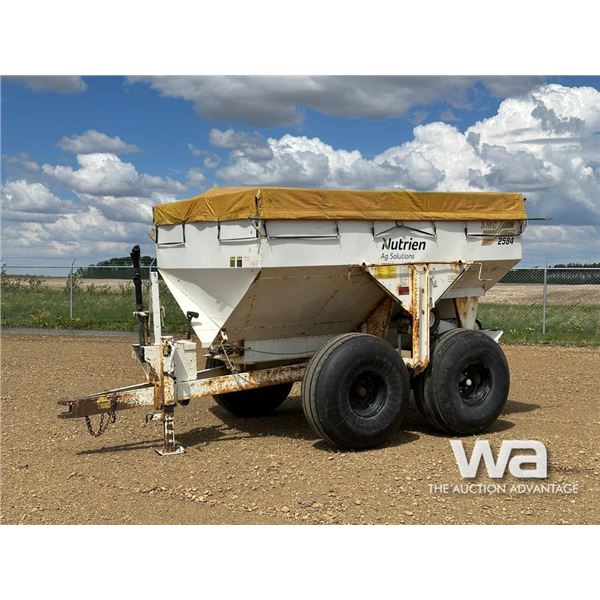 SIMONSON 2584 T/A FERTILIZER SPREADER