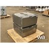 Image 2 : (2) WASHER/DRYER STANDS