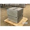 Image 3 : (2) WASHER/DRYER STANDS