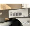Image 9 : (2) WASHER/DRYER STANDS