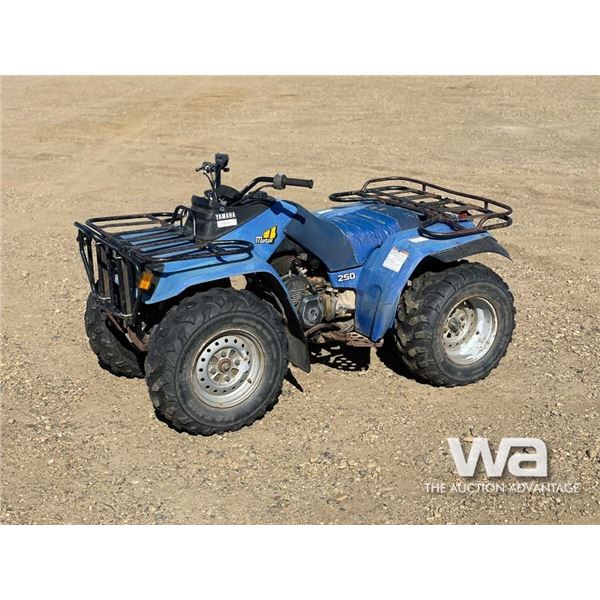 1990 YAMAHA MOTO 4 ATV