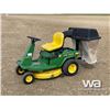 Image 1 : 2002 JOHN DEERE SRX 75 RIDE ON LAWN MOWER