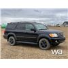 Image 2 : 2002 TOYOTA SEQUOIA LIMITED SUV