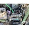 Image 25 : 2016 KENWORTH T800 TRI-DRIVE COMBO VACUUM TRUCK