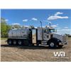 Image 2 : 2016 KENWORTH T800 TRI-DRIVE COMBO VACUUM TRUCK