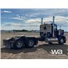 Image 3 : 2001 KENWORTH T800 T/A DAY CAB TRUCK