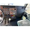 Image 8 : 2001 KENWORTH T800 T/A DAY CAB TRUCK
