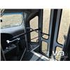 Image 14 : 2001 FORD E450 CUTAWAY HANDICAP TRANSPORT