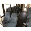 Image 16 : 2001 FORD E450 CUTAWAY HANDICAP TRANSPORT