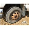 Image 28 : 2001 FORD E450 CUTAWAY HANDICAP TRANSPORT