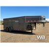 Image 2 : 2002 SOUTHLAND GOOSENECK STOCK TRAILER