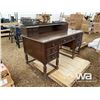 Image 2 : ANTIQUE BANKERS DESK