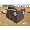 Image 1 : 2240L SQUARE FUEL TANK & PUMP