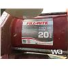 Image 8 : 2240L SQUARE FUEL TANK & PUMP