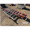 Image 4 : (2) STEP LADDERS