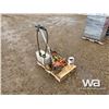 Image 2 : HYD FLOOR JACK, HYD BOTTLE JACK, 6 V BATTERIES