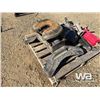 Image 6 : FIFTH WHEEL HITCH, WINCH, TOW BAR, FLARE KIT