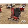 Image 2 : TOOL BOXES & FLOOR JACK