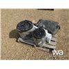 Image 2 : WINTER FRONTS, BLACK INSULATION WRAP