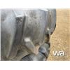 Image 3 : 18.4 X 38 CLAMP ON DUAL TRACTOR TIRES