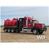 Image 2 : 2014 WESTERN STAR 4900SA TRI-DRIVE VACUUM TRUCK