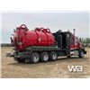 Image 3 : 2014 WESTERN STAR 4900SA TRI-DRIVE VACUUM TRUCK